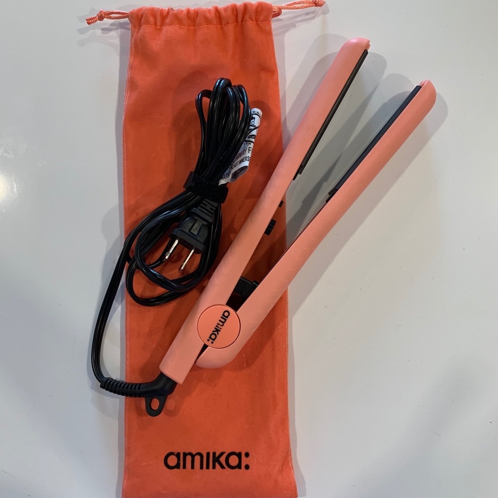 Amika 1.25' strand perfect ceramic styler